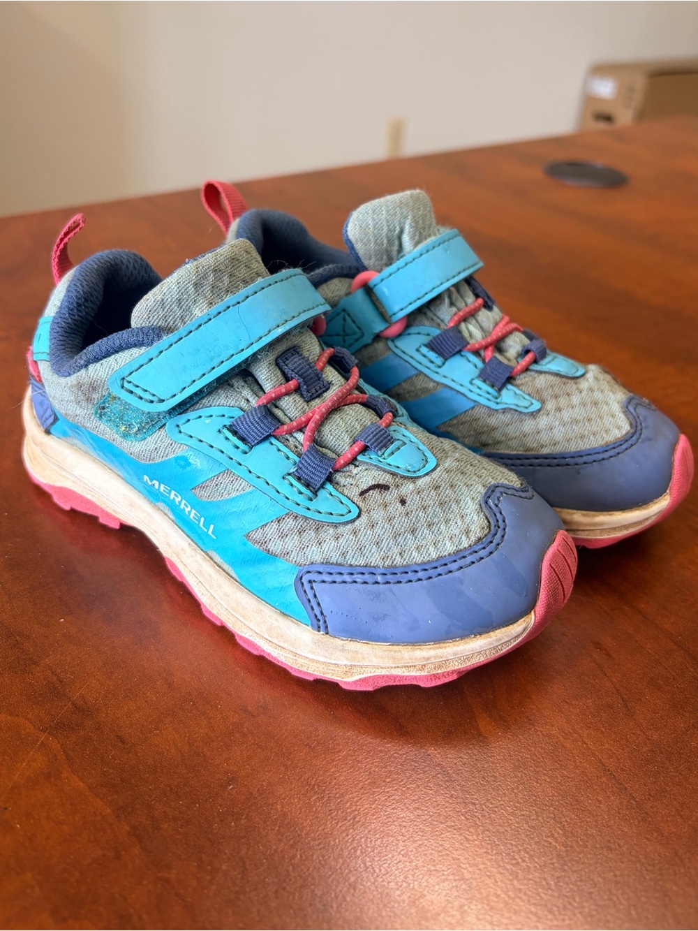 Merrill Moab Speed 2 trail shoe hiking (8/9 toddler girl)